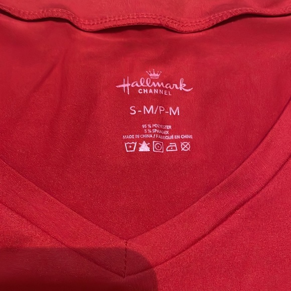 Hallmark “I’m Only Awake for the Hallmark Channel” nightgown Sm-md - Picture 5 of 6